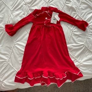 12/18 month NWT girls nightgown